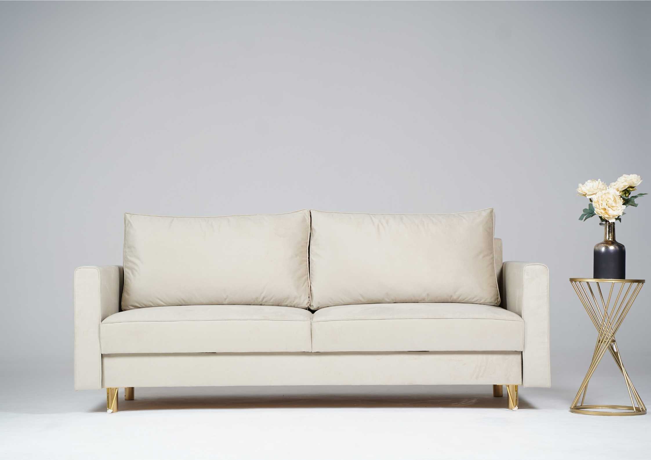 Sofa na złotych nogach DES